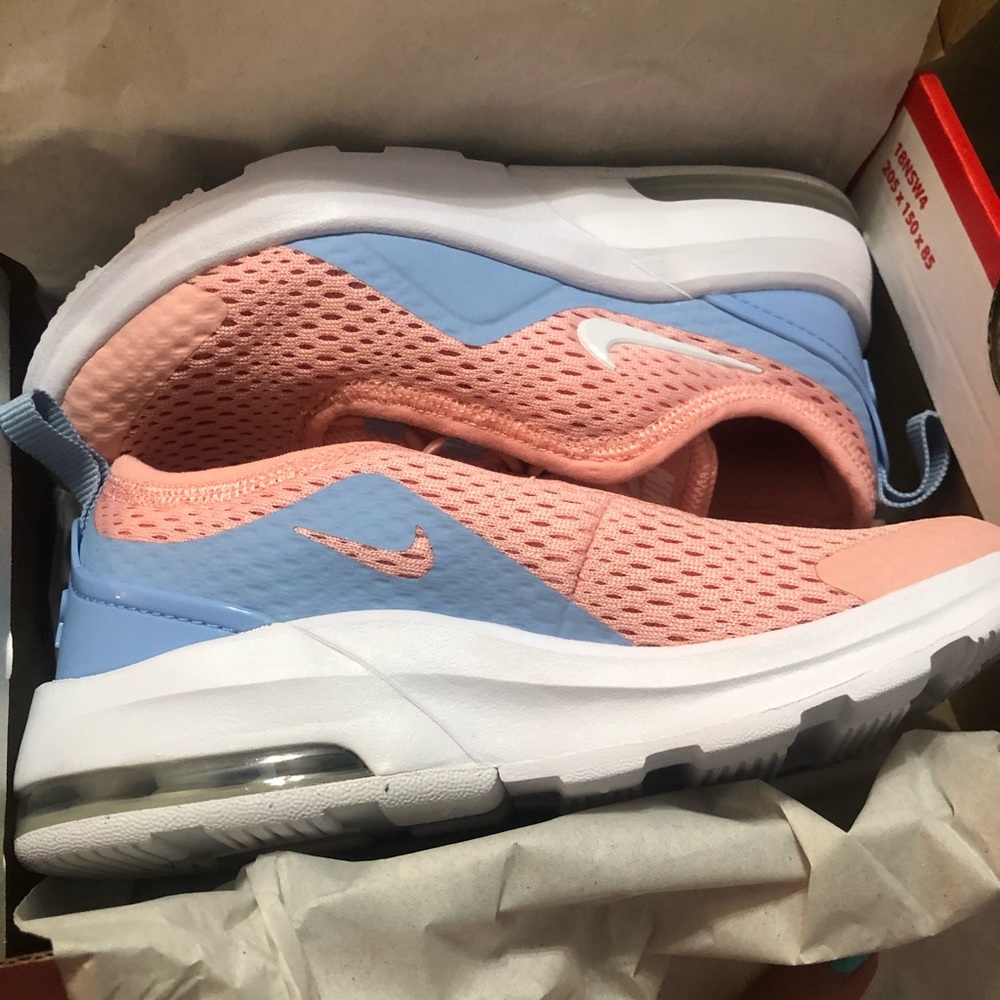 Brand New Never Worn Super Cute Nike’s
